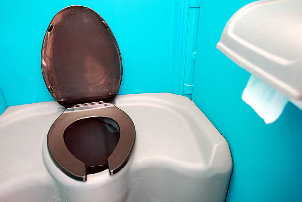 Best High-end porta potty rental  in Kings Park West, VA